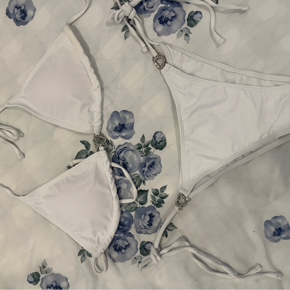 New White Bikini Heart